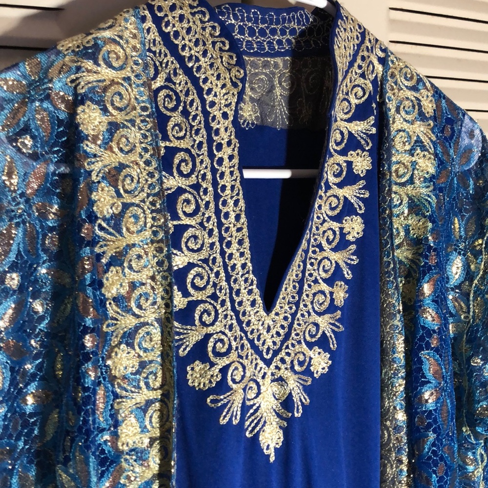 KAFTAN ENSAMBLE--DRESSY 2 PC.sheath under  EUC